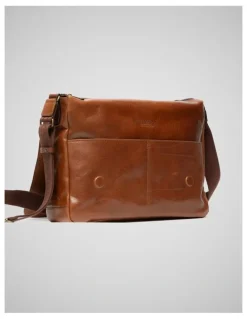 Rodd & Gunn Cambridge Messenger Bag in Cognac