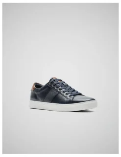 Rodd & Gunn Endeavour Cruise Sneaker in Navy