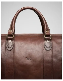 Rodd & Gunn Large Weekender in Chocolate