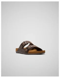 Rodd & Gunn Raglan Slide in Chocolate