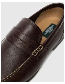 Rodd & Gunn St James Loafer in Brown