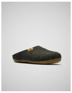 Rodd & Gunn Wanaka Wool Slipper in Charcoal