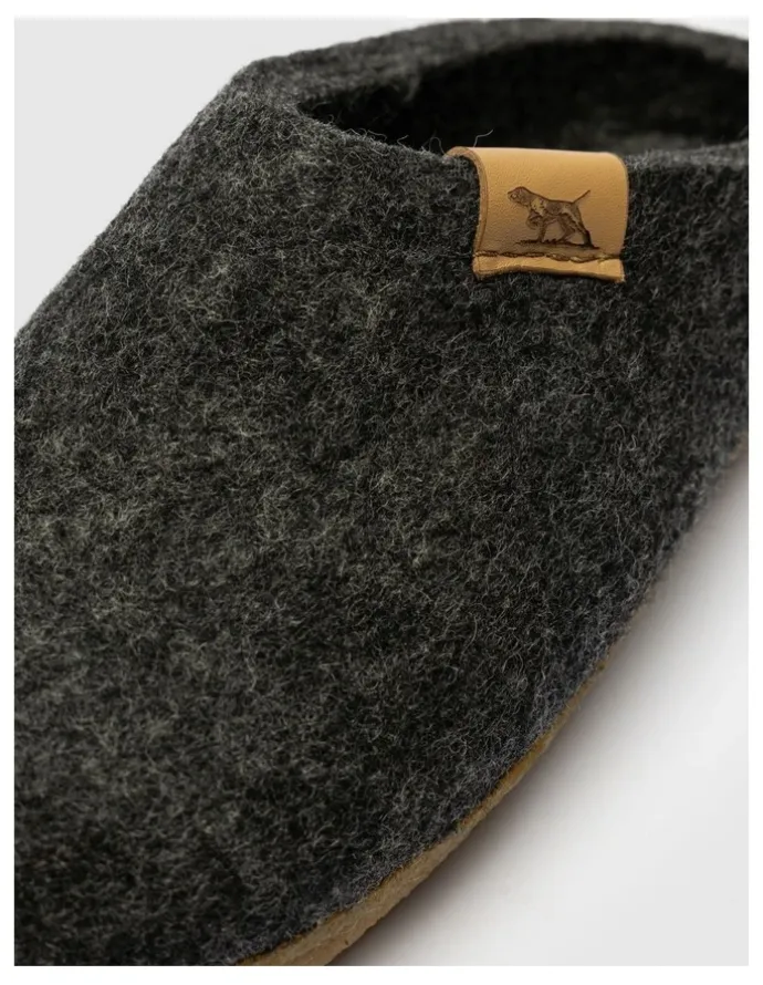 Rodd & Gunn Wanaka Wool Slipper in Charcoal