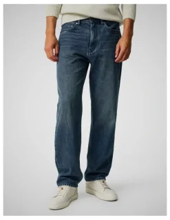 Rodd & Gunn Dunearn Regular Leg Loose Fit Jeans in Washed Indigo