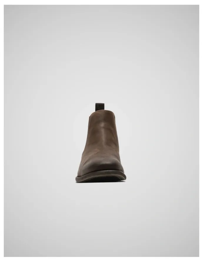 Rodd & Gunn Ealing Chelsea Boot in Chocolate