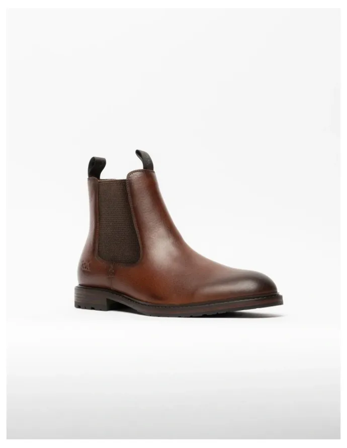 Rodd & Gunn Granity Chelsea Boots in Cognac