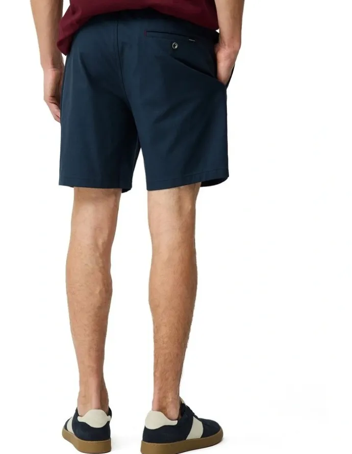 Rodd & Gunn Gunn Resort 7" Short in Navy