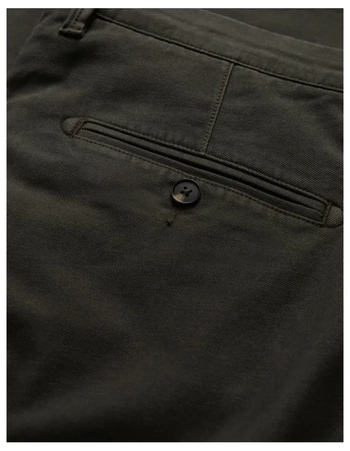 Rodd & Gunn Motion Pant Straight Long Leg in Bayleaf