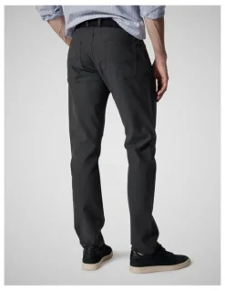 Rodd & Gunn Motion 2 Straight Jeans Shorts in Leg Coal