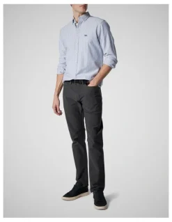 Rodd & Gunn Motion 2 Straight Jeans Shorts in Leg Coal