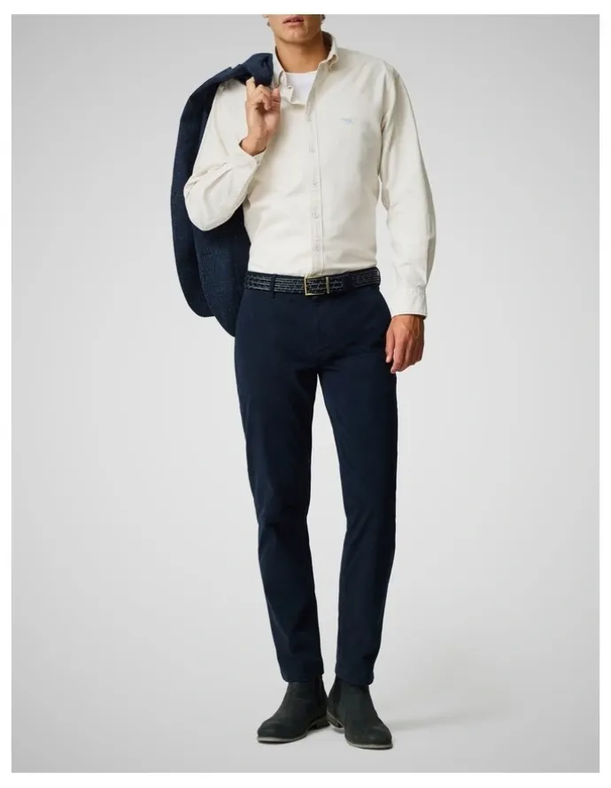 Rodd & Gunn Oxford Long Sleeve Sports Fit Shirt in Natural
