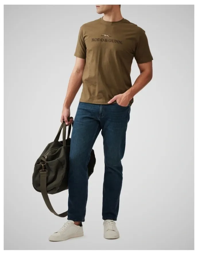 Rodd & Gunn The Peaks Logo Tee in Olive