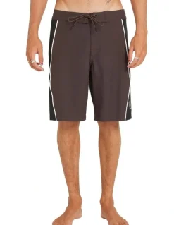 RVCA Retract Boardshorts 20 Inch in Brown