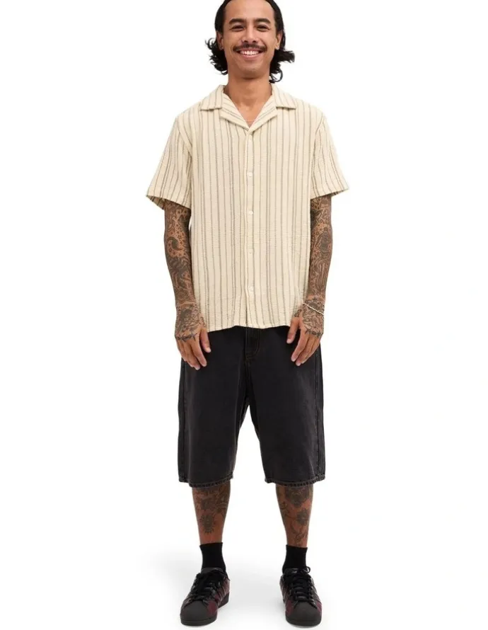 RVCA Vacancy Stripe Short Sleeve Shirt In Tan