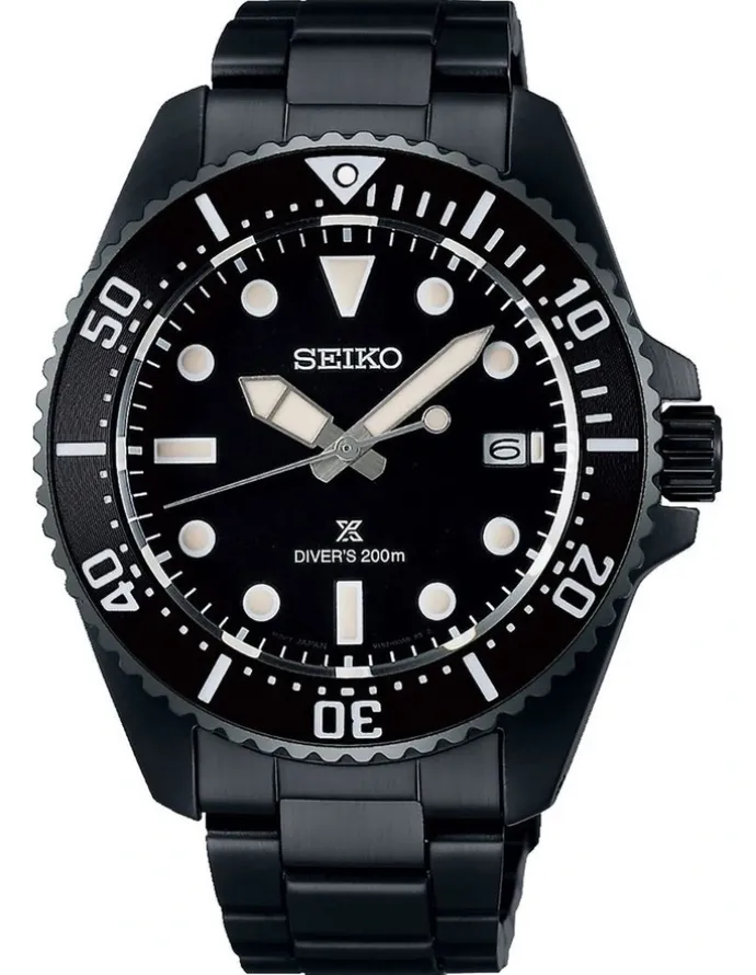 Seiko SNE599P Prospex Solar Diver Watch 200M in Black