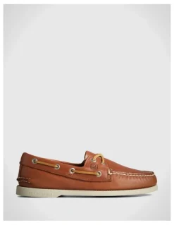 Sperry Boat Shoe in Tan
