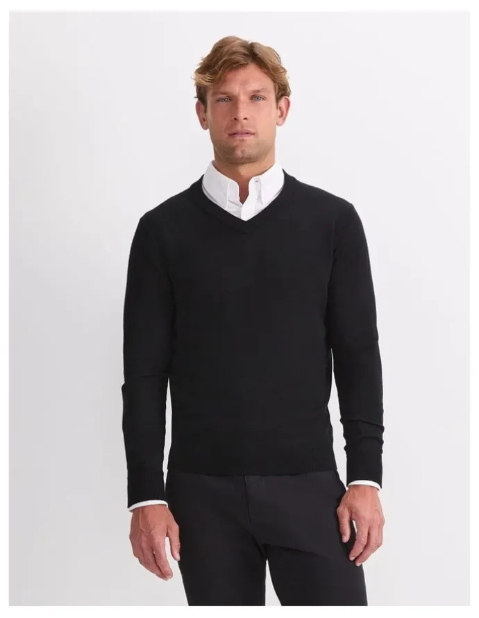 Sportscraft Merino V-Neck Knit Sweater in Black