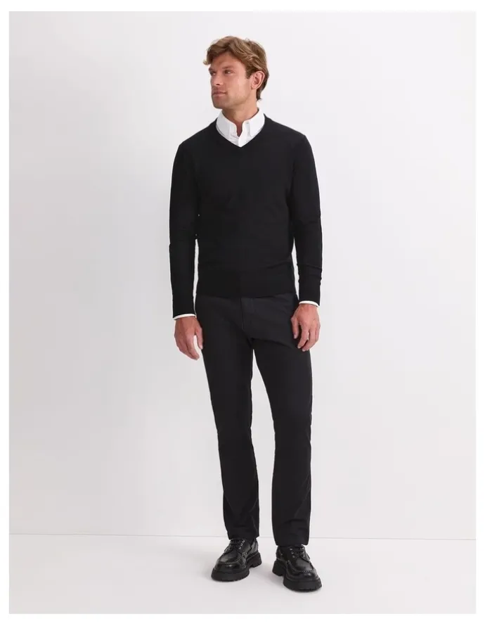 Sportscraft Merino V-Neck Knit Sweater in Black