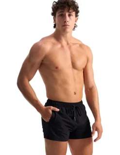 TEAMM8 Bolt 3 Short in Black