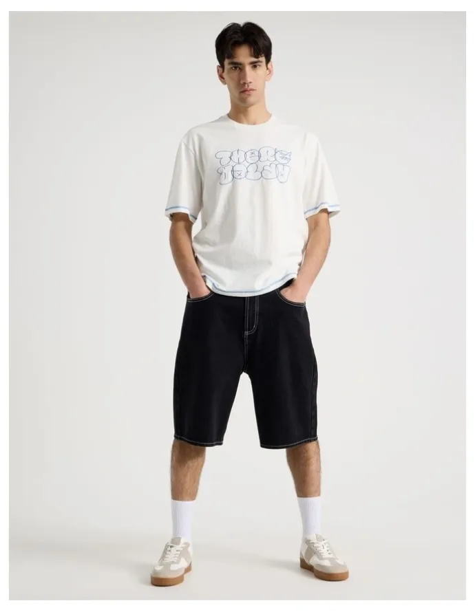 There After Contrast Stitch Print Short Sleeve Tee in White