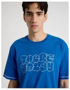 There After Contrast Stitch Print Short Sleeve Tee in Blue