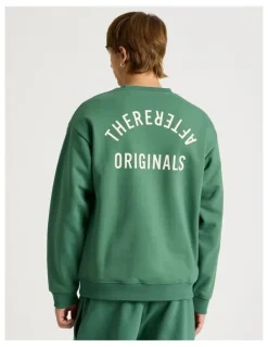 There After Core Logo Crew Sweater in Forest
