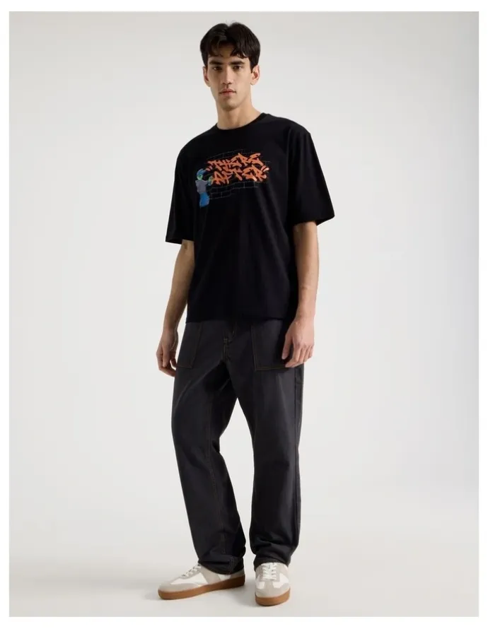 There After Graffiti Print Short Sleeve Tee in Black