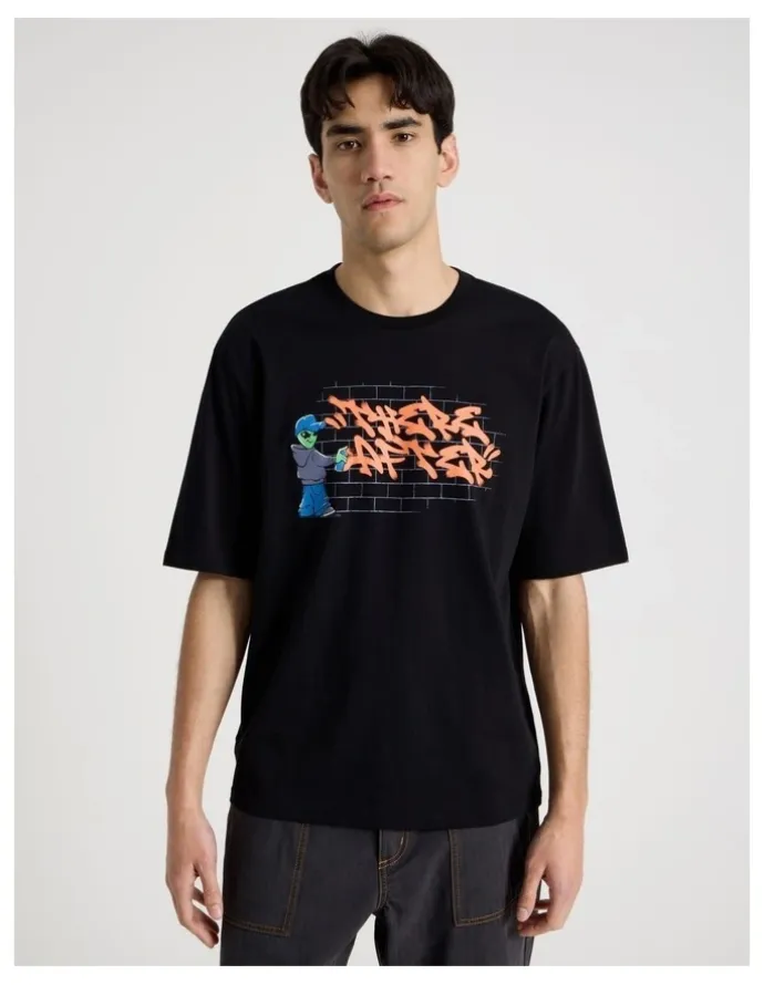 There After Graffiti Print Short Sleeve Tee in Black