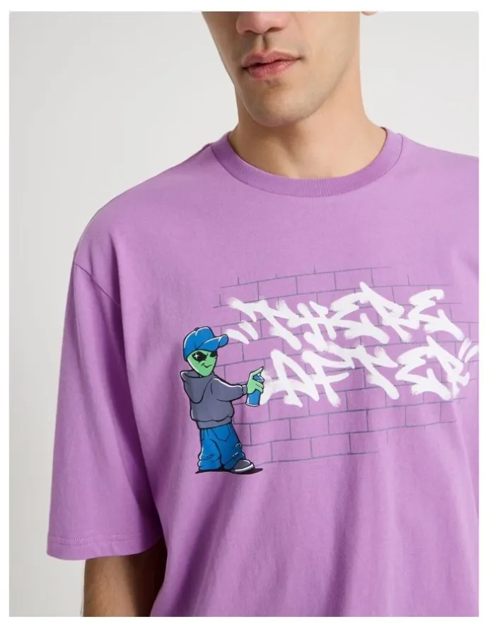 There After Graffiti Print Short Sleeve Tee in Purple