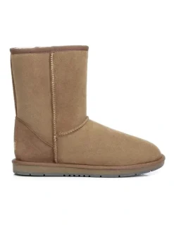 UGG Australian Shepherd Short Classic Boots in Chestnut M