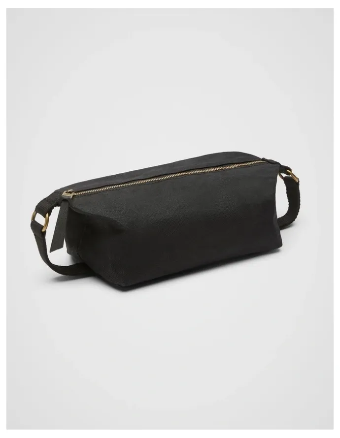 Unison Hamish Wash Bag in Black
