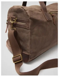 Unison Leo Weekender