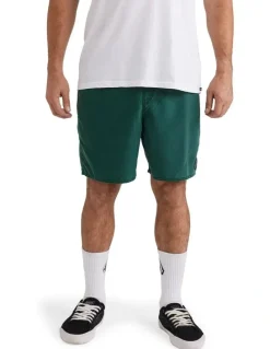 Volcom Center Trunk 17 Inch Boardshorts in Green
