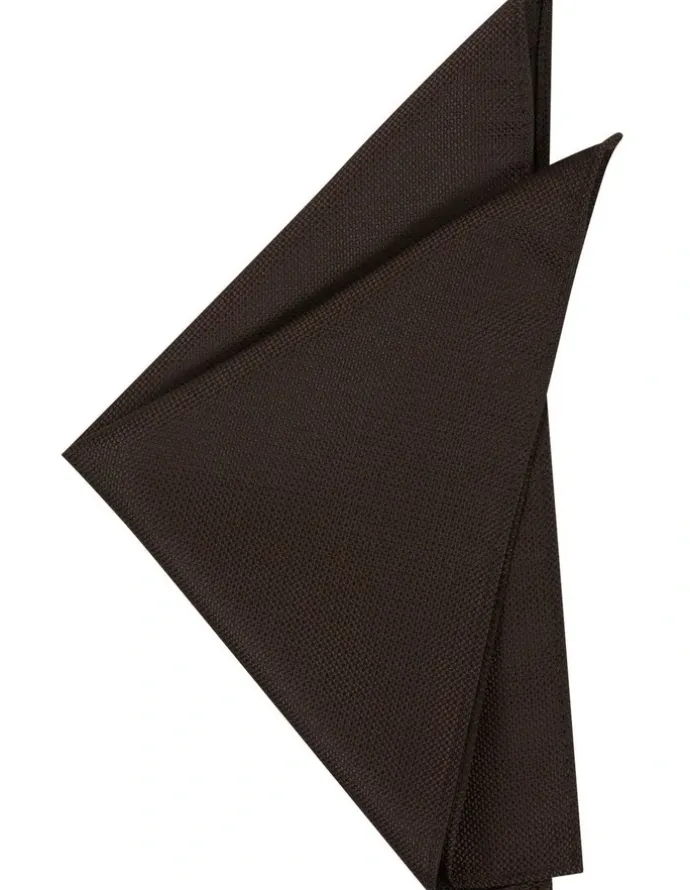 yd. Dakota Pocket Square in Chocolate