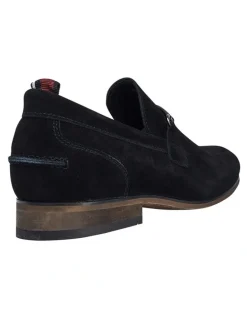 yd. Viggo Loafers