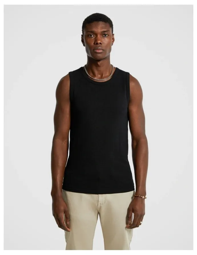 yd. Atwood Singlet in Black