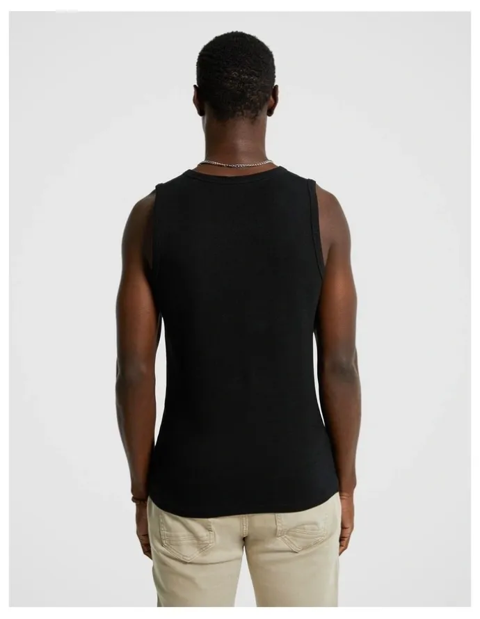 yd. Atwood Singlet in Black