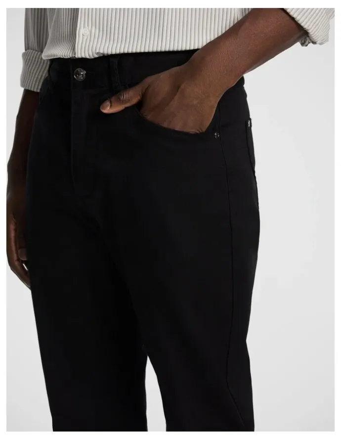 yd. Bronson Straight Chino in Black