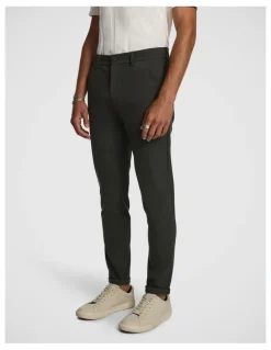 yd. Energy Hyper Stretch Skinny Chino in Green