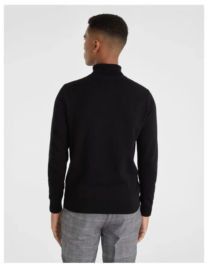 yd. Gillespie Roll Neck in Black
