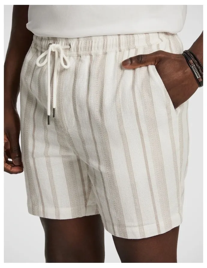 yd. Island Stripe Short in Natural