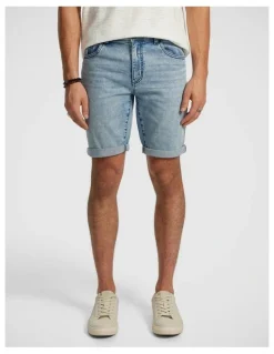 yd. Maxwell Denim Short in Light Blue