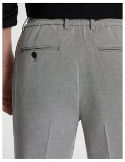 yd. Motion Slim Cropped Chino in Grey