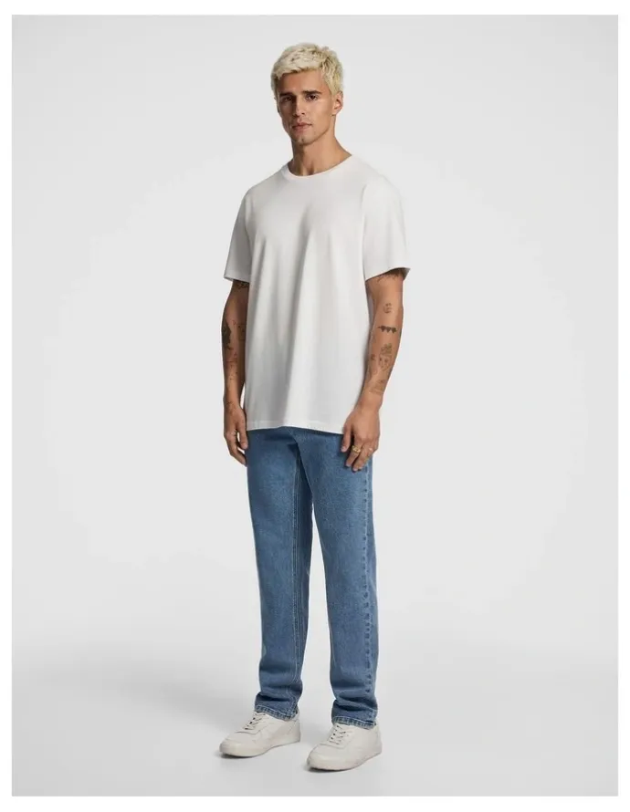 yd. Spike Straight Jean in Mid Wash
